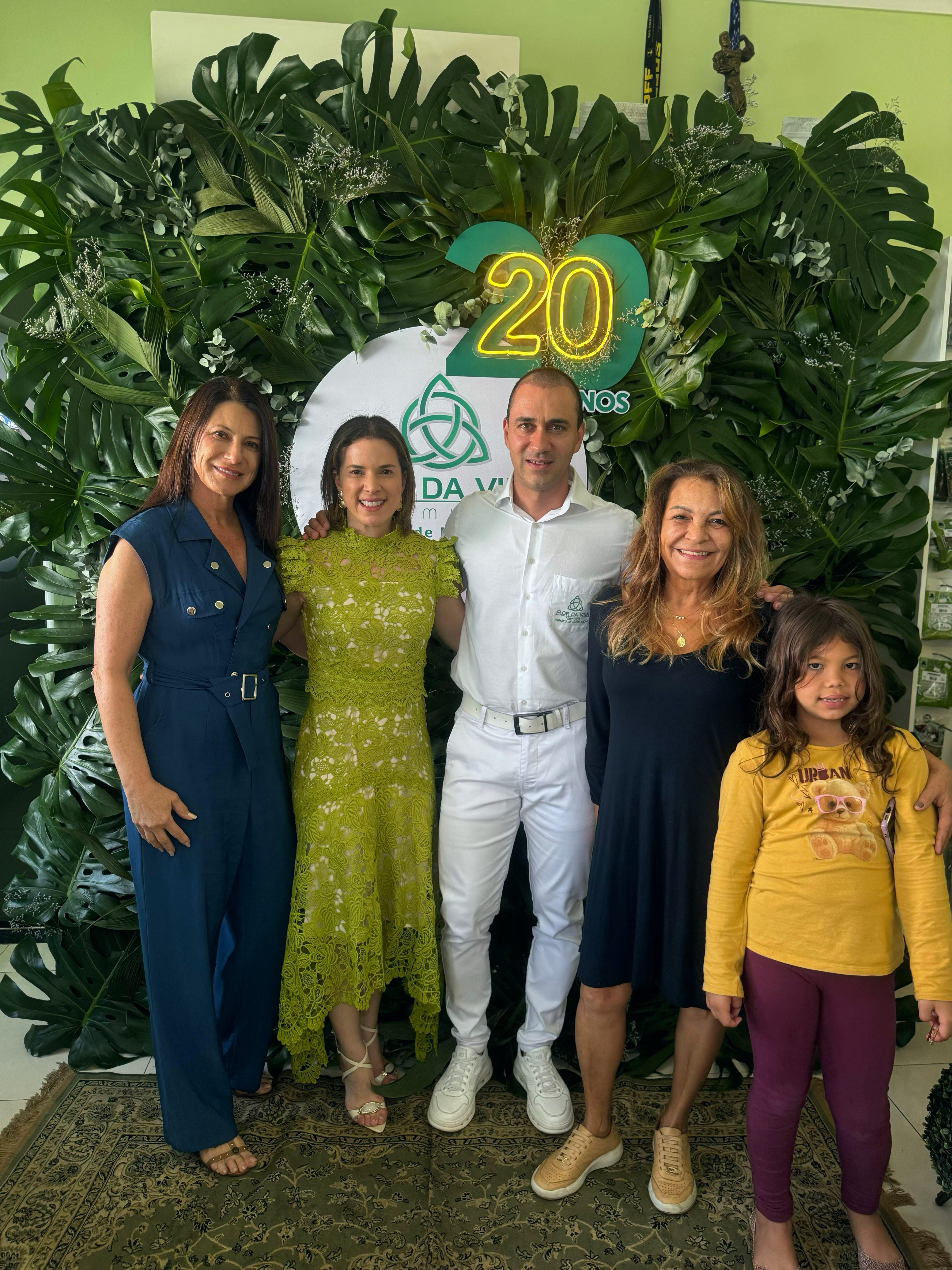 Duas décadas de cuidado: Flor da Vida Fórmulas celebra 20 anos de história em Cafelândia (SP) - foto 6